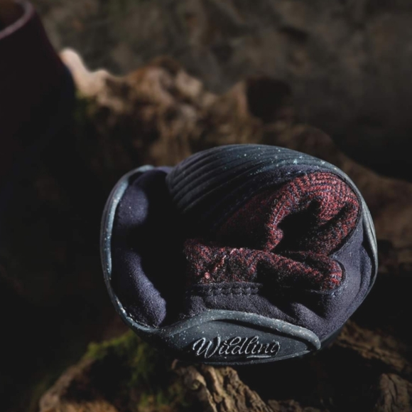 SOLD---Wildling Barefoot Shoes Blackberry - Picture 3 of 4